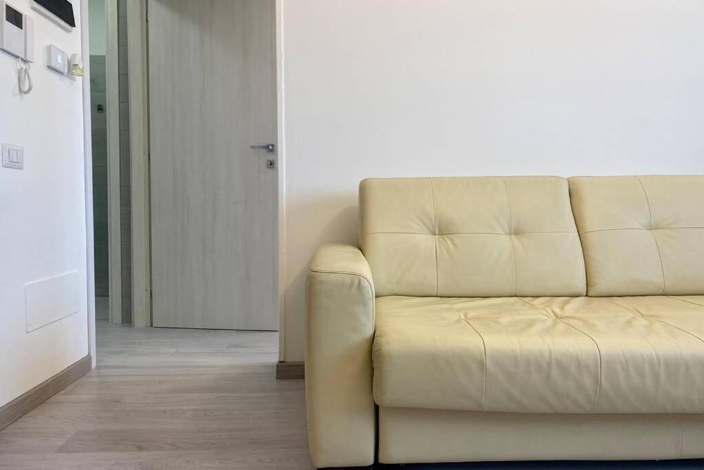Apartment In Milan - Bicocca Near University Eksteriør billede