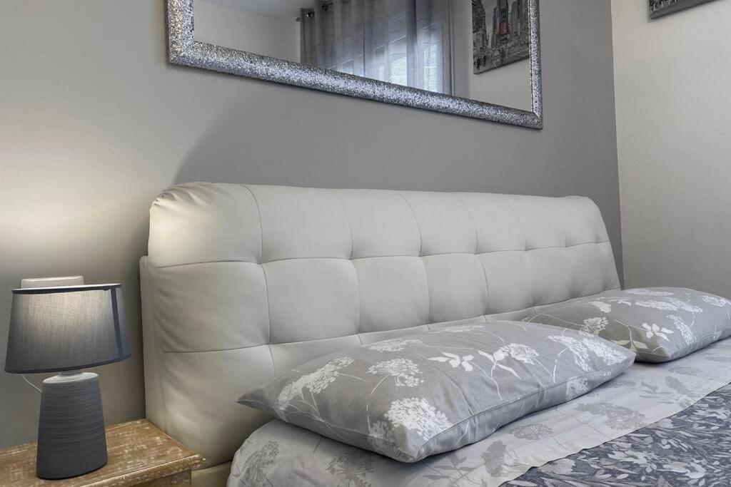 Apartment In Milan - Bicocca Near University Eksteriør billede